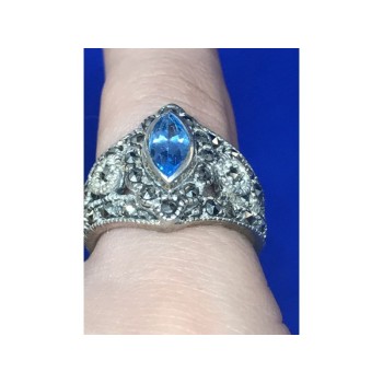 925 Sterling Silver Blue Spinel & Marcasites Ring Size 5.5