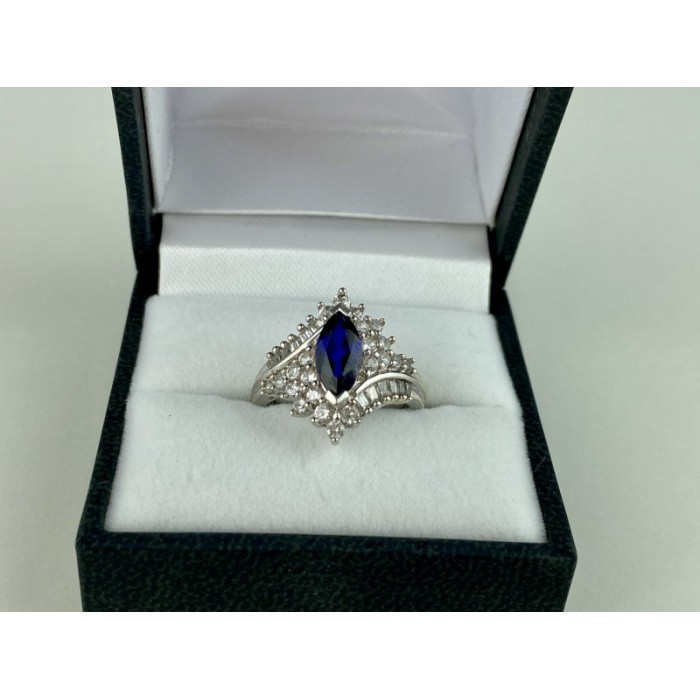 925 Sterling Silver Sapphire & CZ Ring Size 6.5