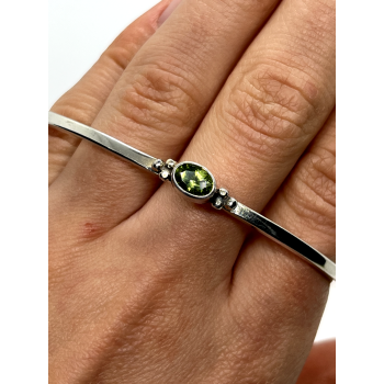 925 STERLING SILVER  PERIDOT BRACELET