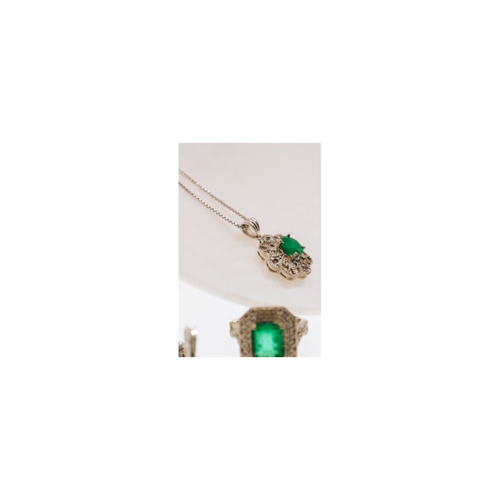 925 STERLING SILVER EMERALD & BERYL CHAIN WITH PENDANT