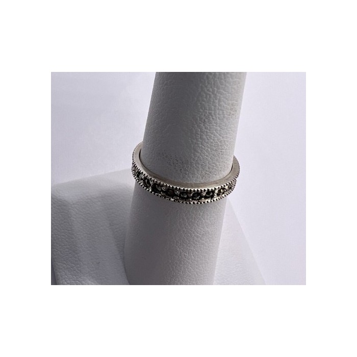 925 Sterling Silver & Marcasite Band Ring Size 6