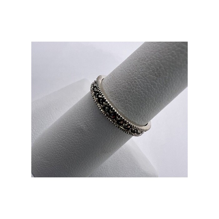 925 Sterling Silver & Marcasite Band Ring Size 6