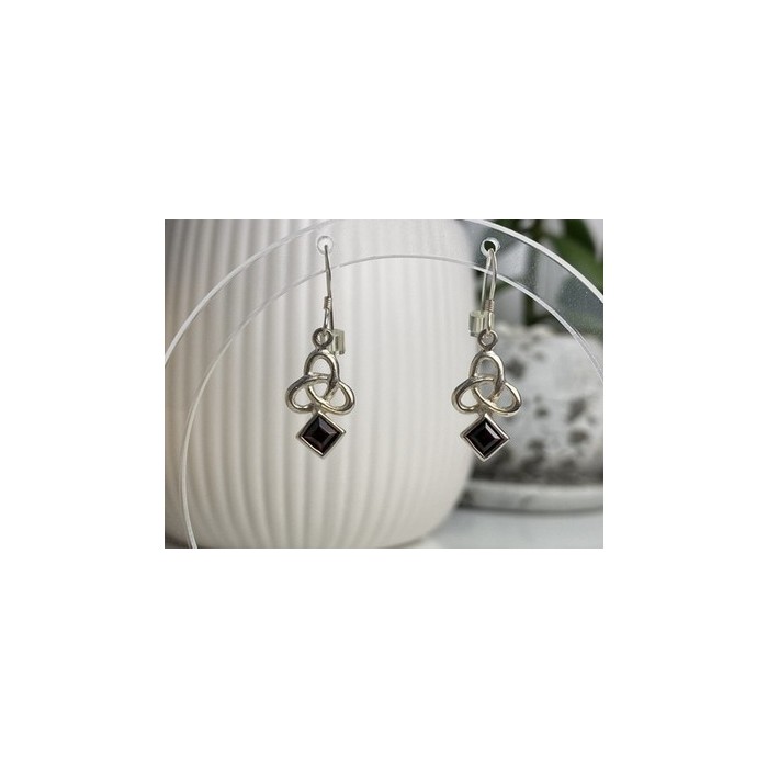 925 Sterling Silver Garnet Earrings