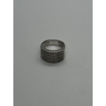 14K WHITE GOLD  DIAMONDS RING SIZE 5.5