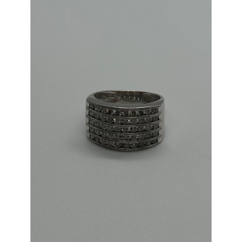 14K WHITE GOLD  DIAMONDS RING SIZE 5.5