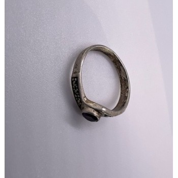 925 Sterling Silver Amethyst & Marcasite Ring Size 5.5