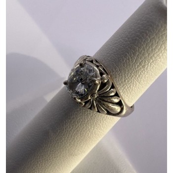 925 Sterling Silver & CZ Kbn Ring Size 4.5