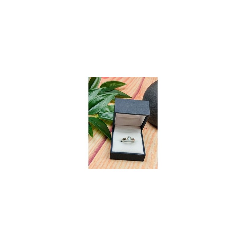 925 Sterling Silver Blue Spinel Classic Ring Size 8