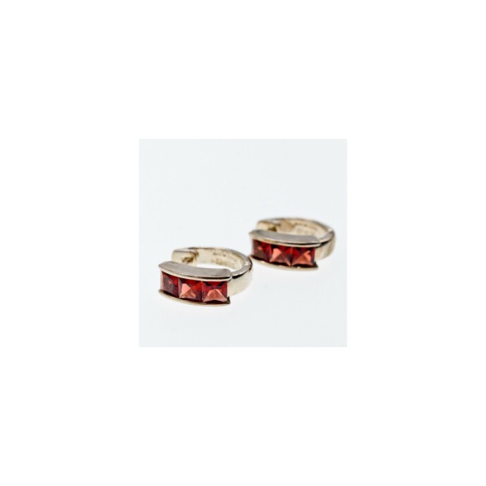 925 Sterling Silver Garnet Earrings
