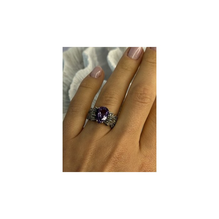925 Sterling Silver Amethyst & Marcasite Ring Size 7