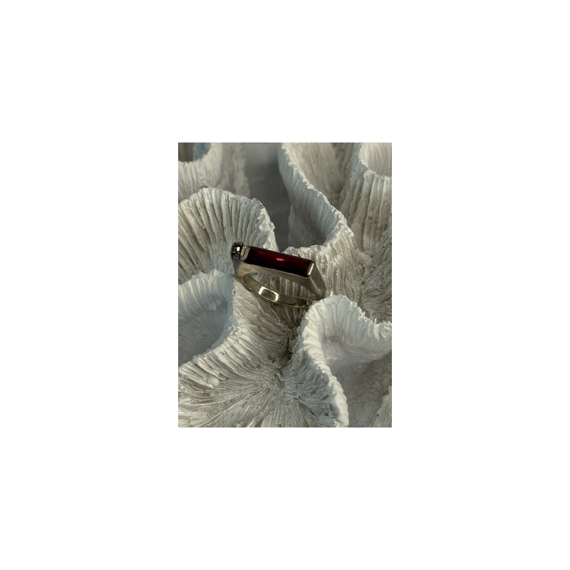 925 Sterling Silver Spinel & Marcasite Ring Size 7.5