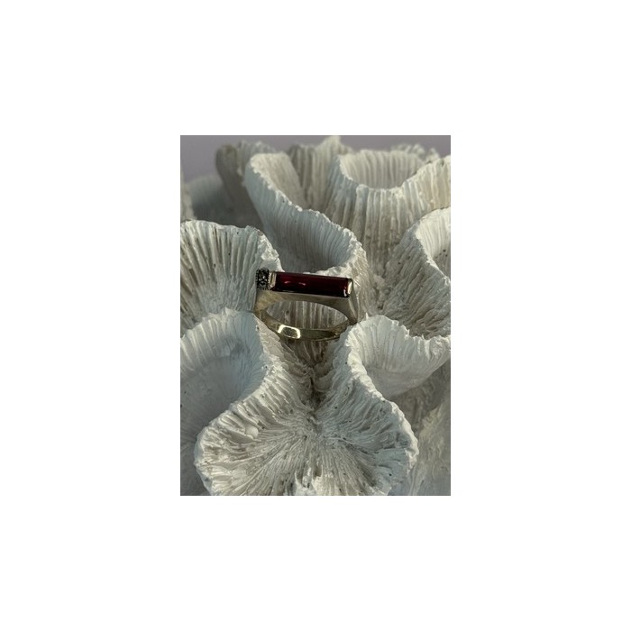 925 Sterling Silver Spinel & Marcasite Ring Size 7.5