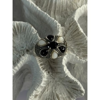 925 Sterling Silver Onyx Abalone & Marcasite Ring Size 10