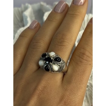 925 Sterling Silver Onyx Abalone & Marcasite Ring Size 10