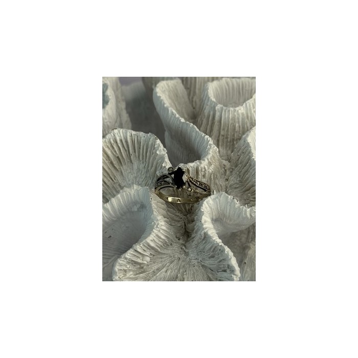 925 Sterling Silver Black Sapphire & Marcasites Ring Size 6