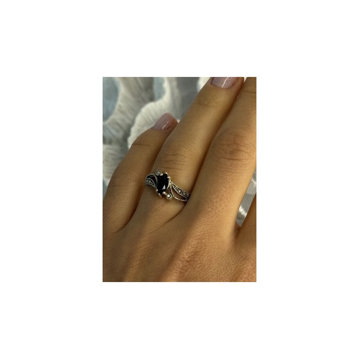 925 Sterling Silver Black Sapphire & Marcasites Ring Size 6