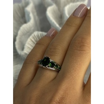 Classy 925 Sterling Silver Emerald Ring Size 7