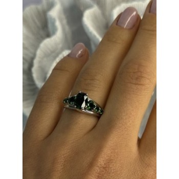 Classy 925 Sterling Silver Emerald Ring Size 7