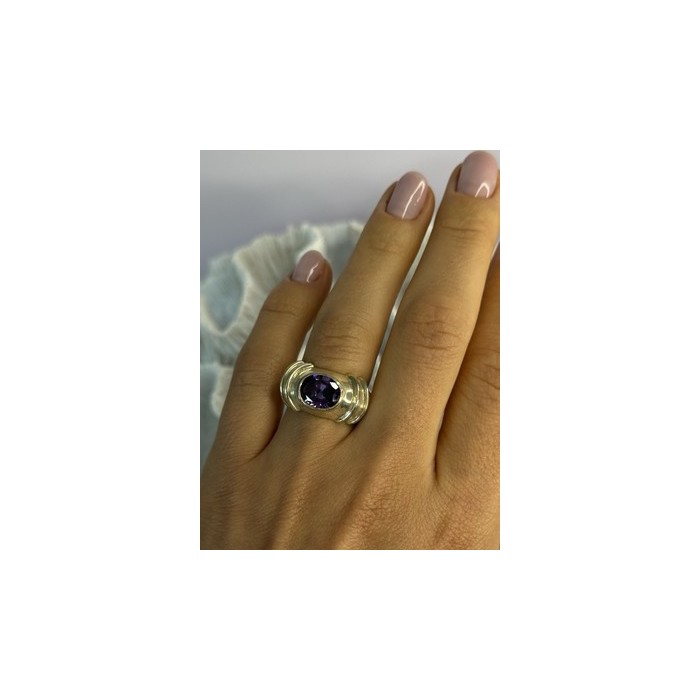 925 Sterling Silver Amethyst Ring Size 7