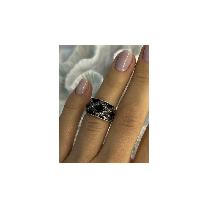 925 Sterling Silver Onyx & Marcasite Ring Size 6
