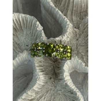 925 Sterling Silver Peridot Ring Size 8