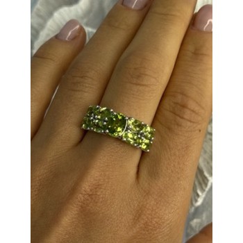 925 Sterling Silver Peridot Ring Size 8