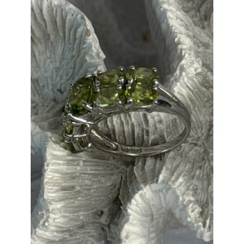 925 Sterling Silver Peridot Ring Size 8