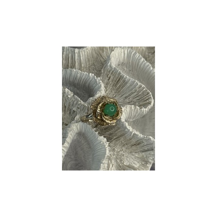 925 Sterling Silver Nephrite Flower Ring Size 6.5