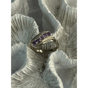 Elegant 925 Sterling Silver Amethyst Ring Size 9.5