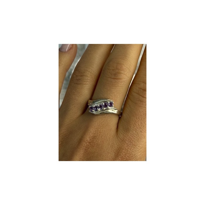 Elegant 925 Sterling Silver Amethyst Ring Size 9.5