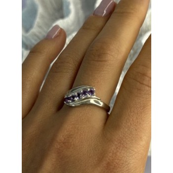 Elegant 925 Sterling Silver Amethyst Ring Size 9.5
