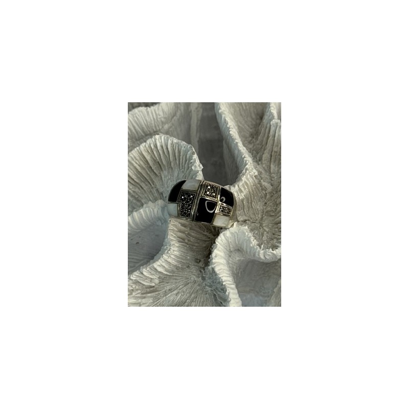 925 Sterling Silver Onyx Abalone Marcasite Ring Size 8