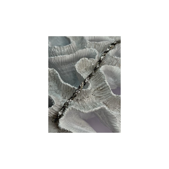 Beautiful 925 Sterling Silver CZ Bracelet Length 7 Inch