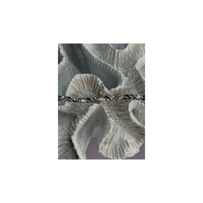 Beautiful 925 Sterling Silver CZ Bracelet Length 7 Inch