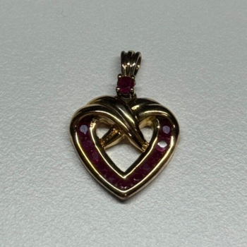 925 Sterling Silver Gold Plated Spinel Heart Pendant