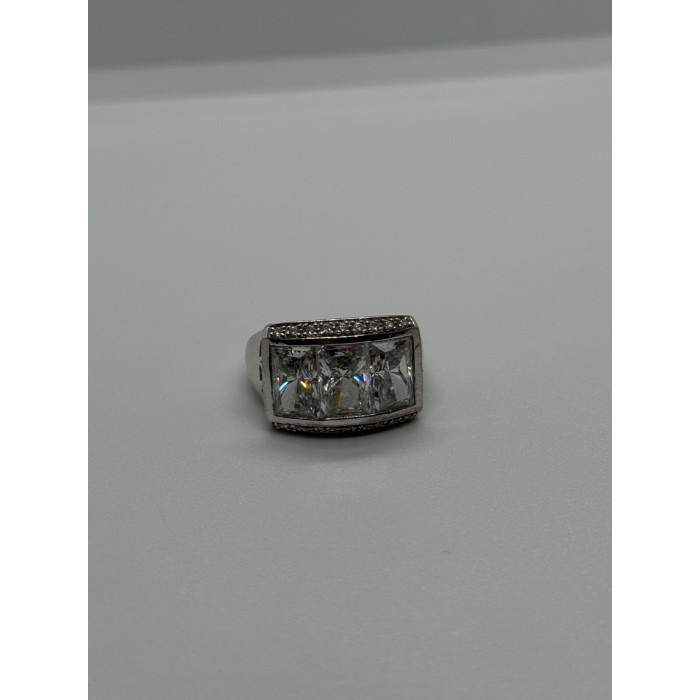 925 Sterling Silver CZ Ring Size 7