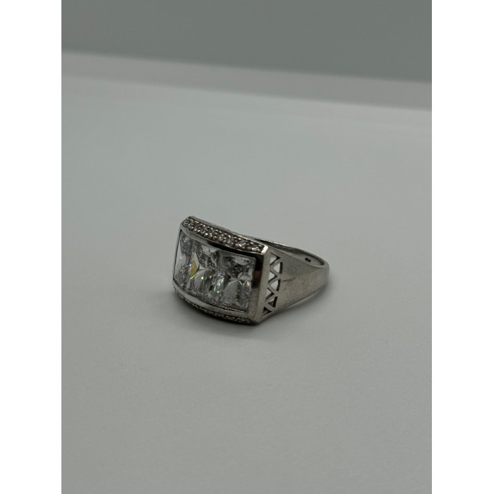 925 Sterling Silver CZ Ring Size 7