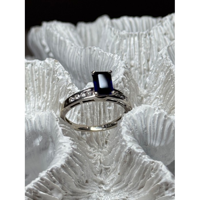 14K WHITE GOLD SAPPHIRE & DIAMONDS RING SIZE 5.5