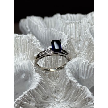 14K WHITE GOLD SAPPHIRE & DIAMONDS RING SIZE 5.5