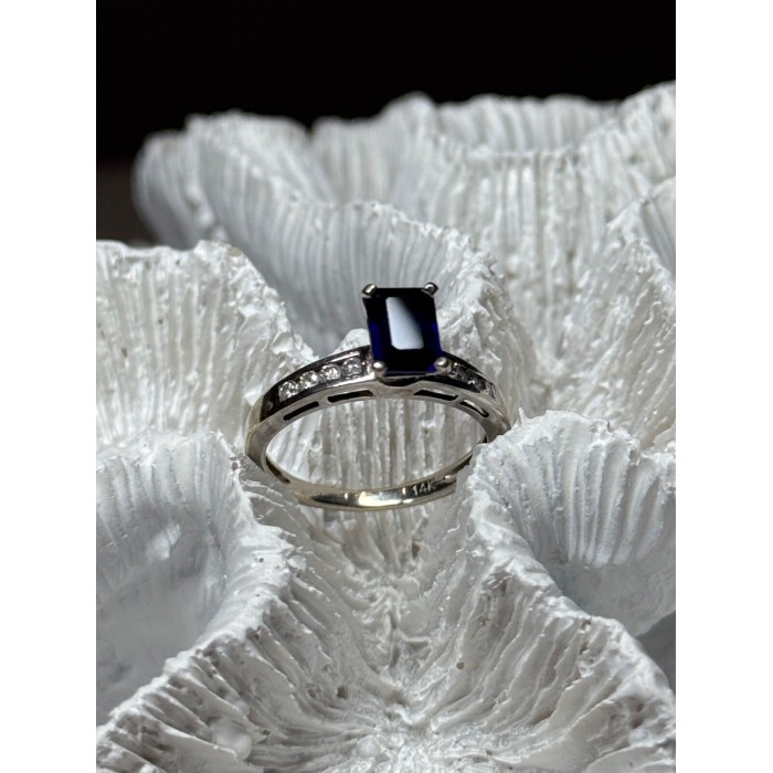 14K WHITE GOLD SAPPHIRE & DIAMONDS RING SIZE 5.5