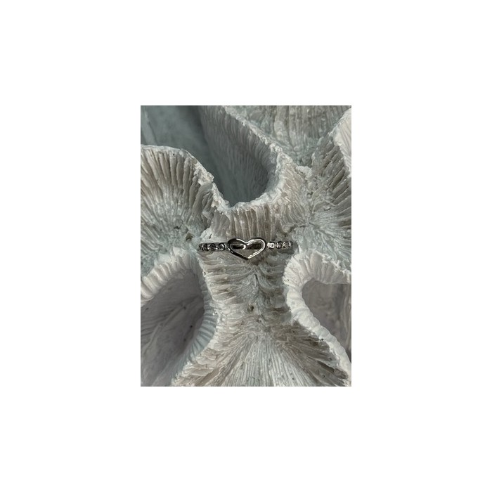 925 Sterling Silver CZ Heart Ring Size 8