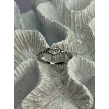 925 Sterling Silver CZ Heart Ring Size 8