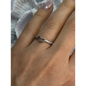 925 Sterling Silver CZ Heart Ring Size 8