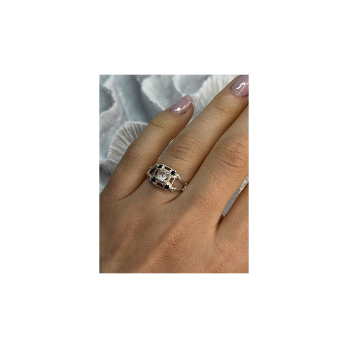 925 Sterling Silver White & Blue Sapphire Ring Size 7