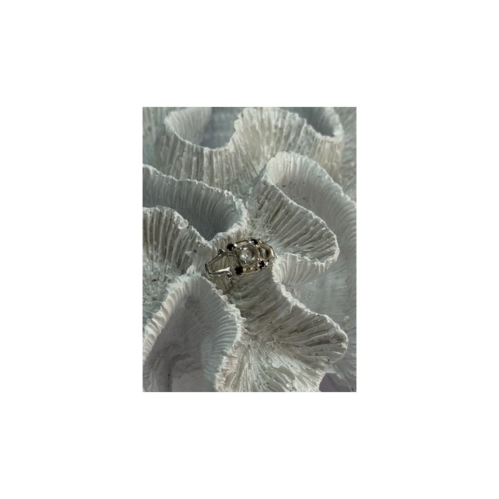 925 Sterling Silver White & Blue Sapphire Ring Size 7