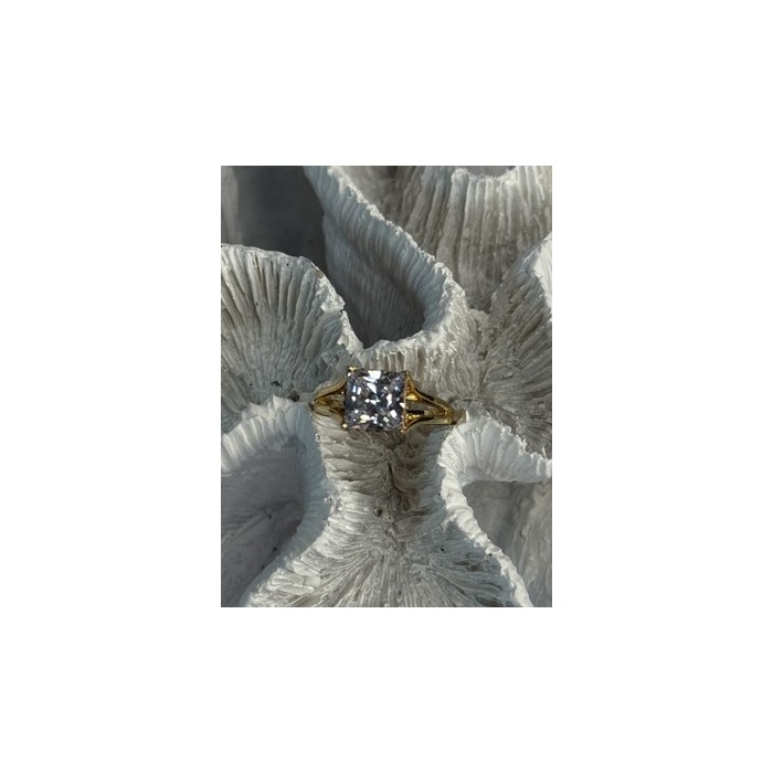925 Sterling Silver Gold Plated Bge CZ Ring Size 7