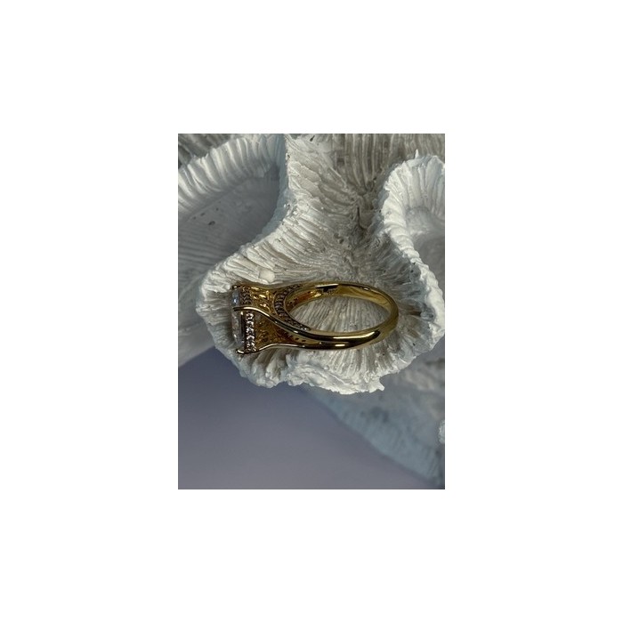 925 Sterling Silver Gold Plated Bge CZ Ring Size 7