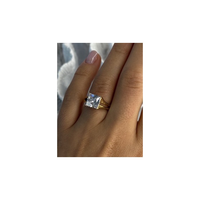 925 Sterling Silver Gold Plated Bge CZ Ring Size 7