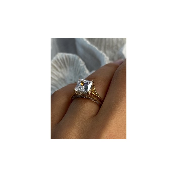925 Sterling Silver Gold Plated Bge CZ Ring Size 7