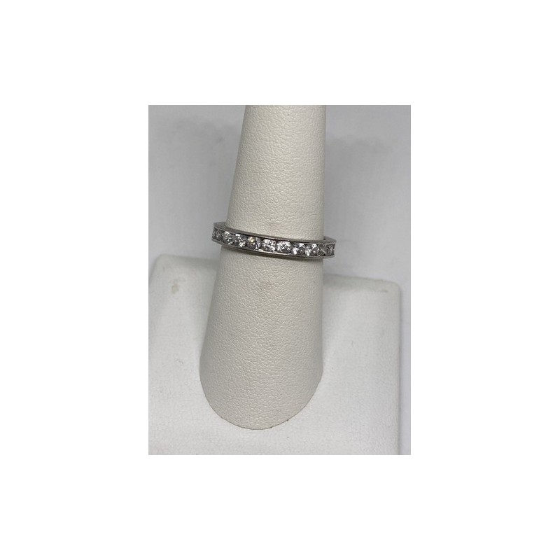 925 Sterling Silver CZ Ring Size 8